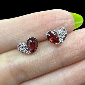 Women's Red Garnet heart s925 sterling silver earrings stud/post jewelry NEW